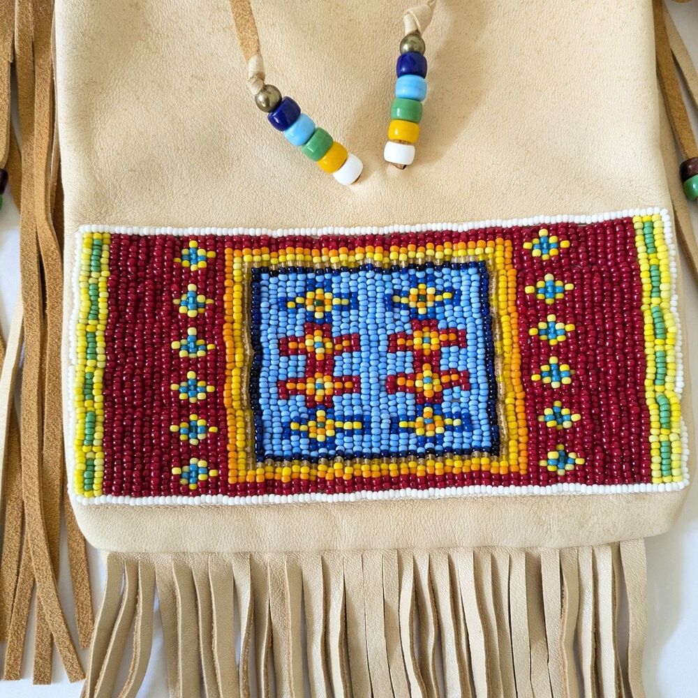 Doug Fast Horse Oglala Lakota Native American Beaded Leather Fringe Shoulder Bag - Picture 5 of 16
